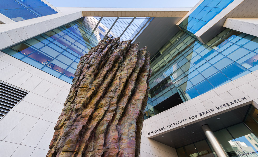 Monumental new sculpture commissioned for MIT's McGovern Institute